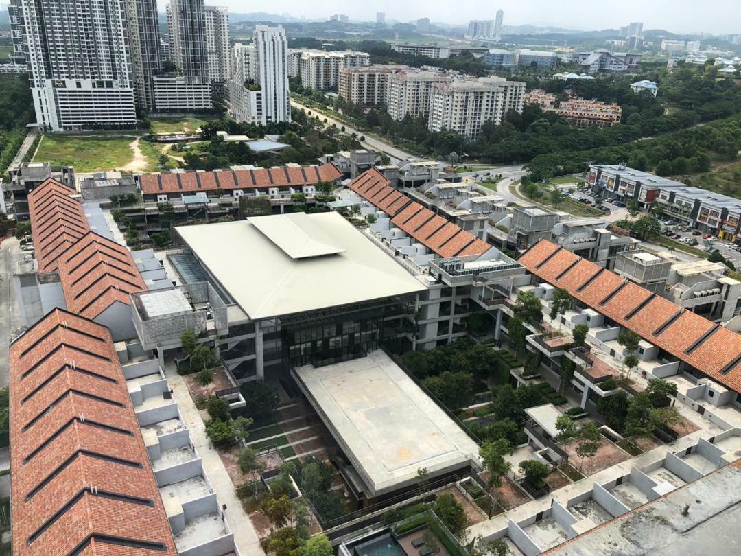 Tamarind Suites By Subhome Cyberjaya Exteriör bild